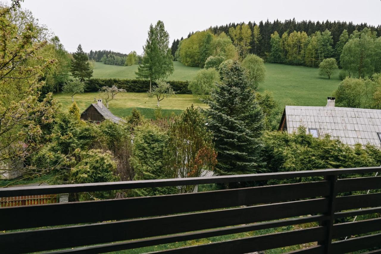 Apartmány u kostela v patře Lipová-lázně Exterior foto